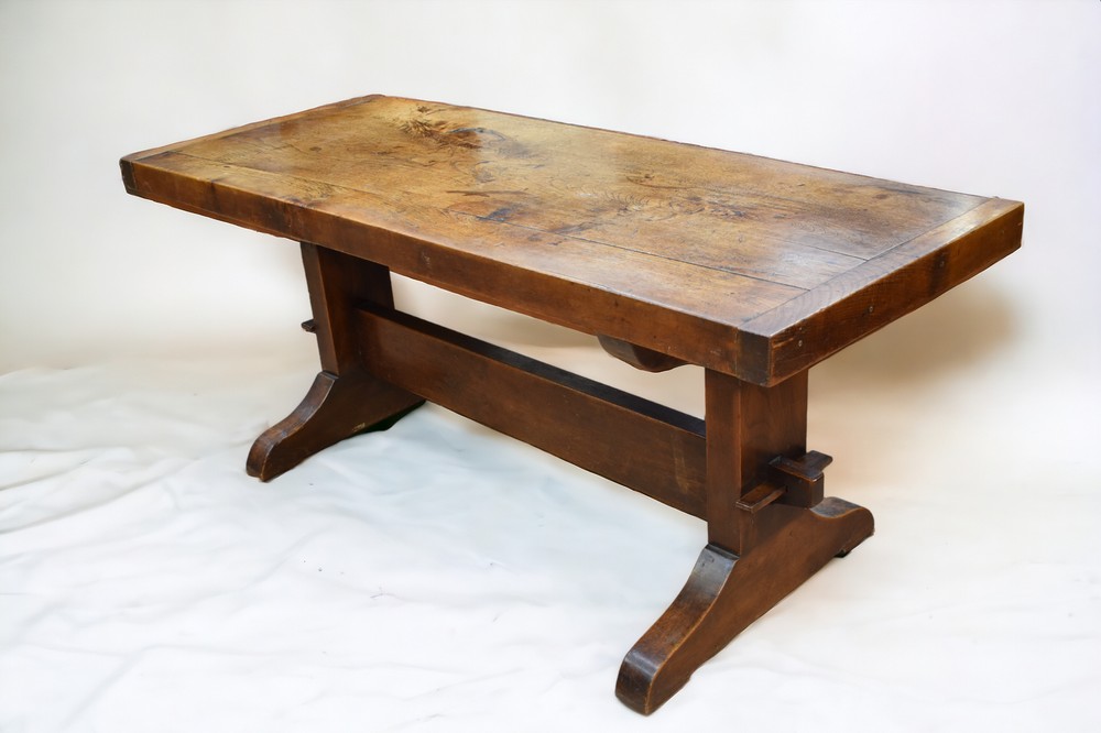 A solid oak plank top refectory style table, 185 x 75 x 70cm (L x H x W) - Image 3 of 3