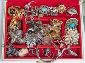 A collection of costume jewellery to include various silver and white metal stone set rings,