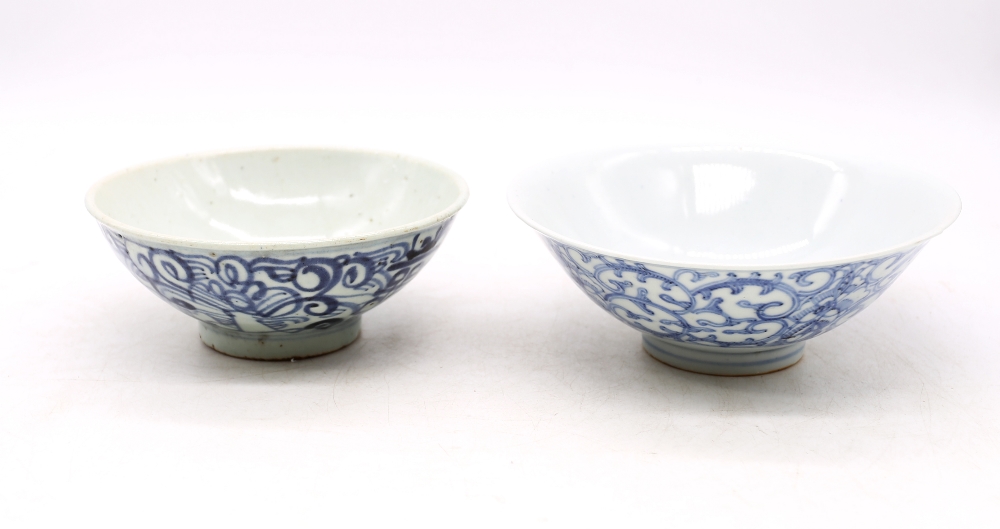 A Chinese provincial bowl, possibly Swatow, blue foliate decoration, approx 15cm diam and a