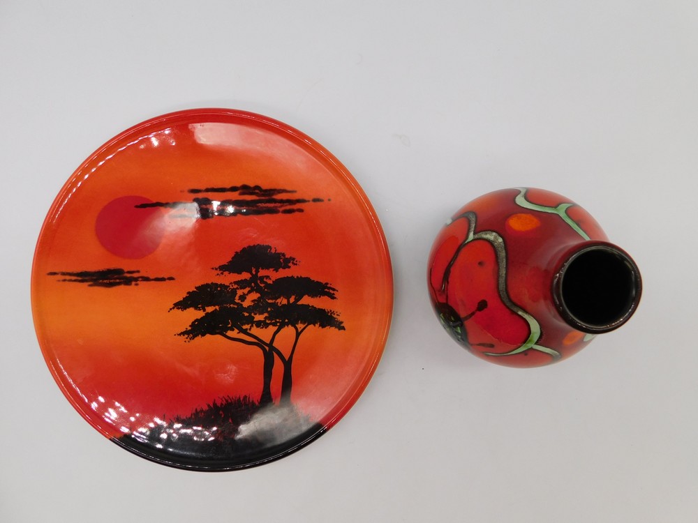 A Poole African sky wall plate along with a Poole posie vase. - Image 2 of 3