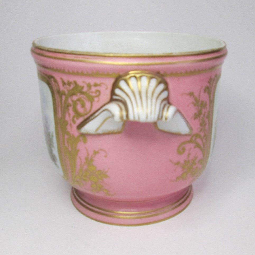 A 19th Century French pink ground porcelain cache pot, painted with a bird scene on one side and a - Image 3 of 5