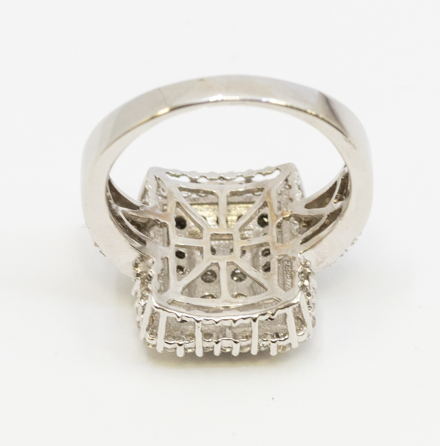 A black and white diamond white gold ring, comprising a rectangular mount, set to the centre with - Image 2 of 2