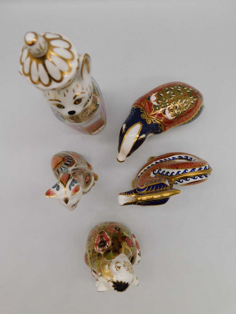 Four unboxed Royal Crown Derby paperweights - Dragon, Bear, Royal Cat and Cat - and a boxed Badger - Image 2 of 3