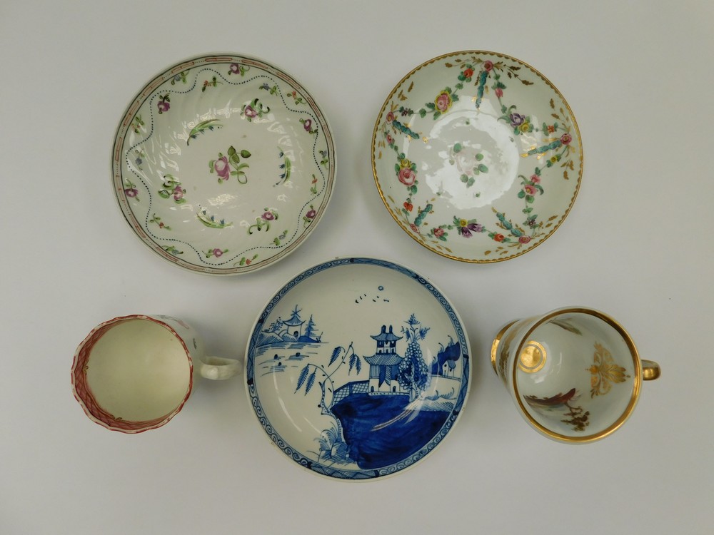 Small collection of English porcelain Various factories and patterns Circa 1775 to 1800 Condition. - Image 2 of 2