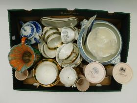 A collection of early to mid 20th century china and porcelain wares including pieces by Aynsley,