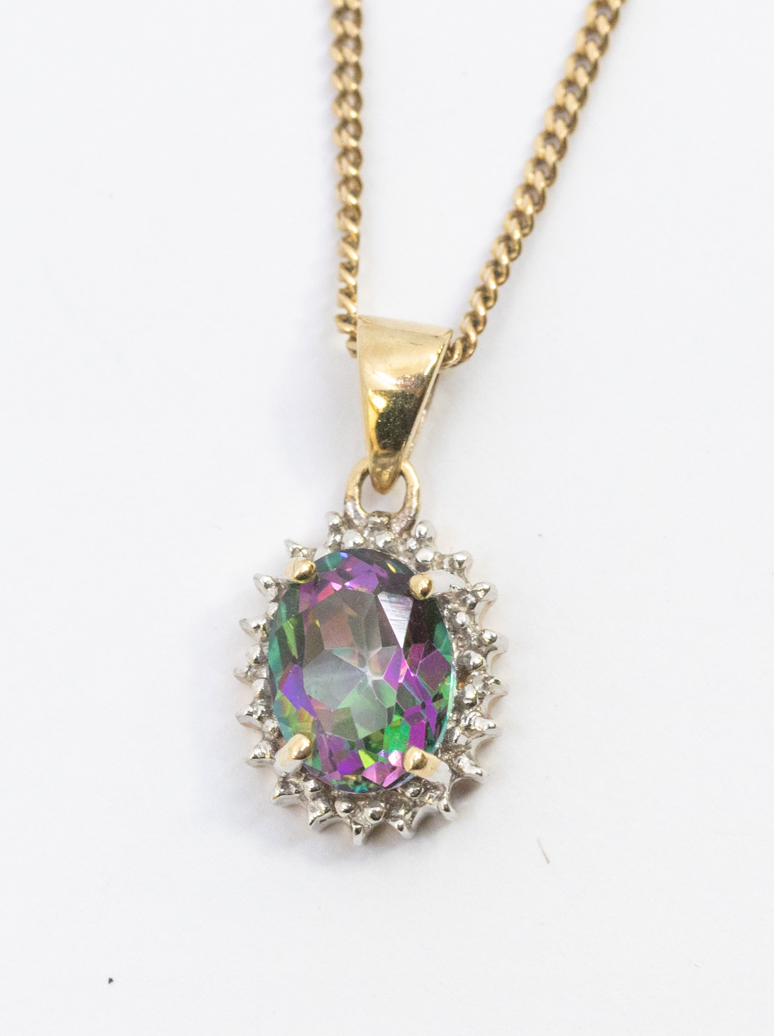 A mystic topaz and 9ct gold oval cluster pendant and chain, total gross weight approx 3gms - Image 2 of 2