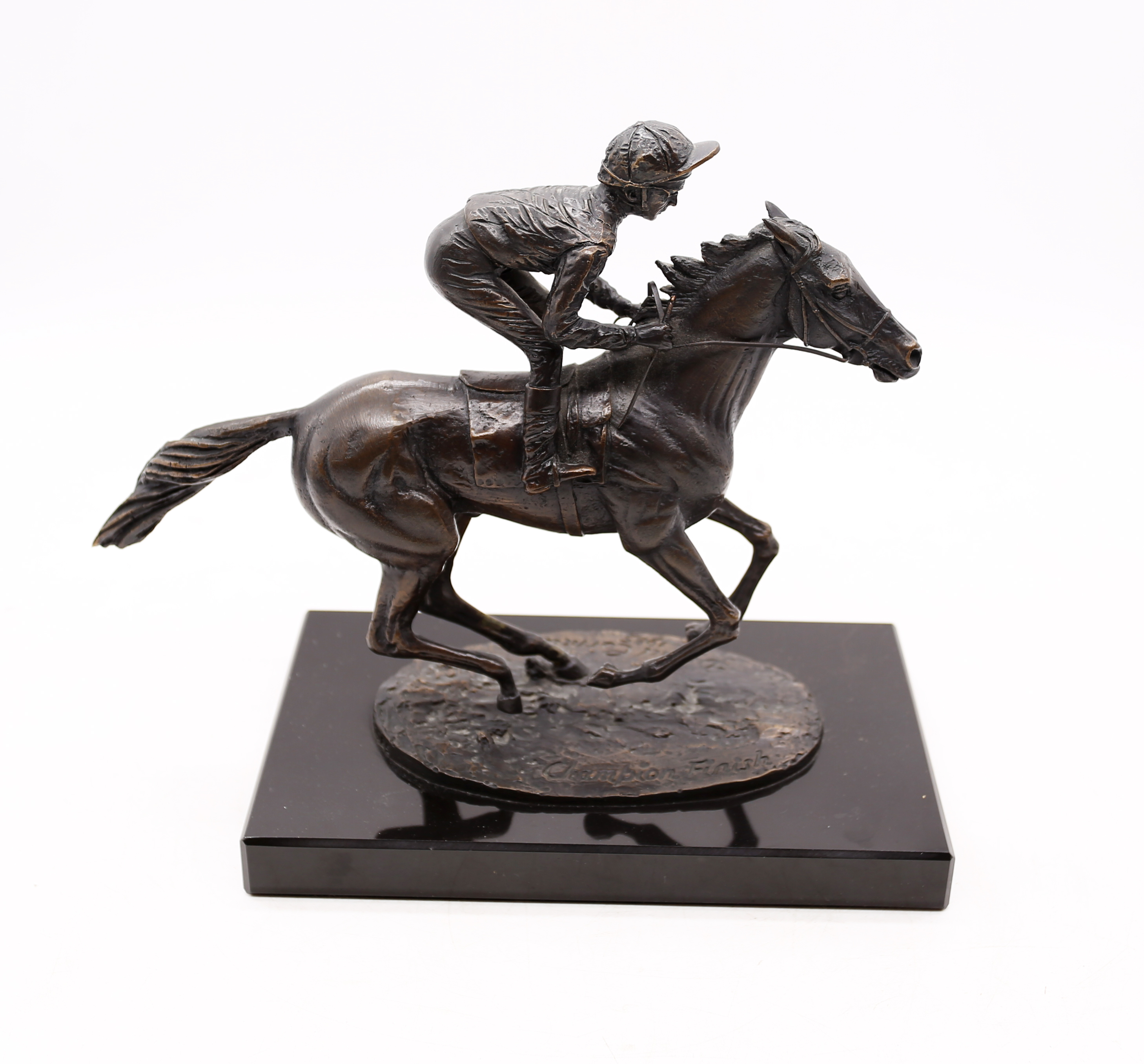 A limited edition David Cornell 1985 bronze sculpture of Lester Piggott on 'Champion Finish'. - Image 4 of 6