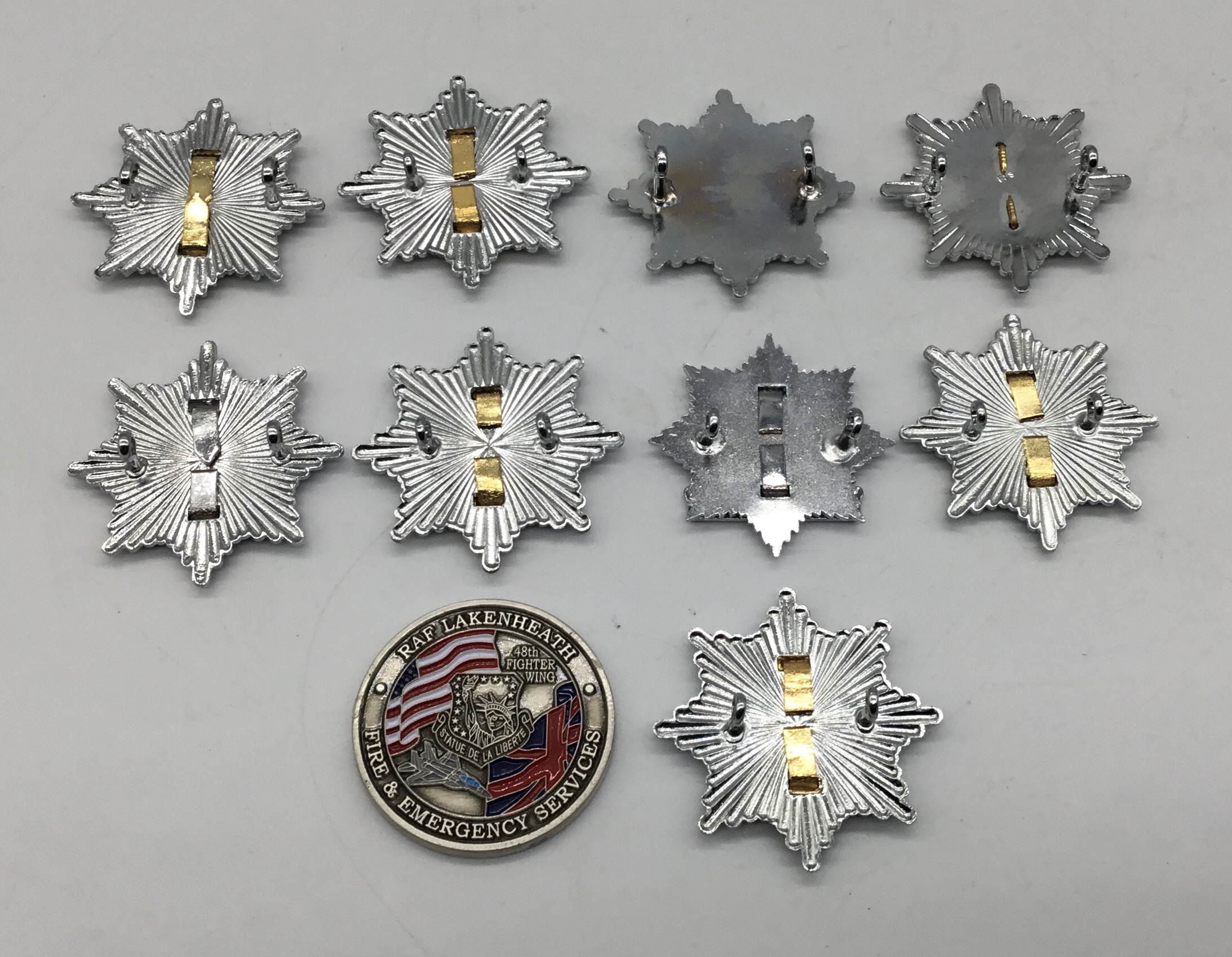 A selection of vintage chromed and enamelled fire service cap badges, and a RAF Lakenheath 48th - Image 2 of 2