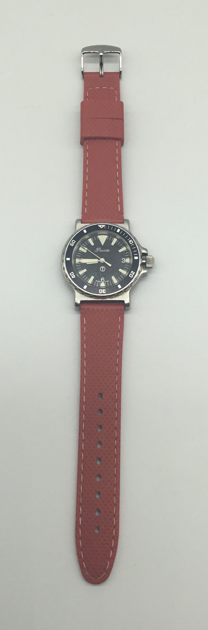 A scarce late 1980’s Royal Navy Precista divers watch. With broad arrow mark to the back case,