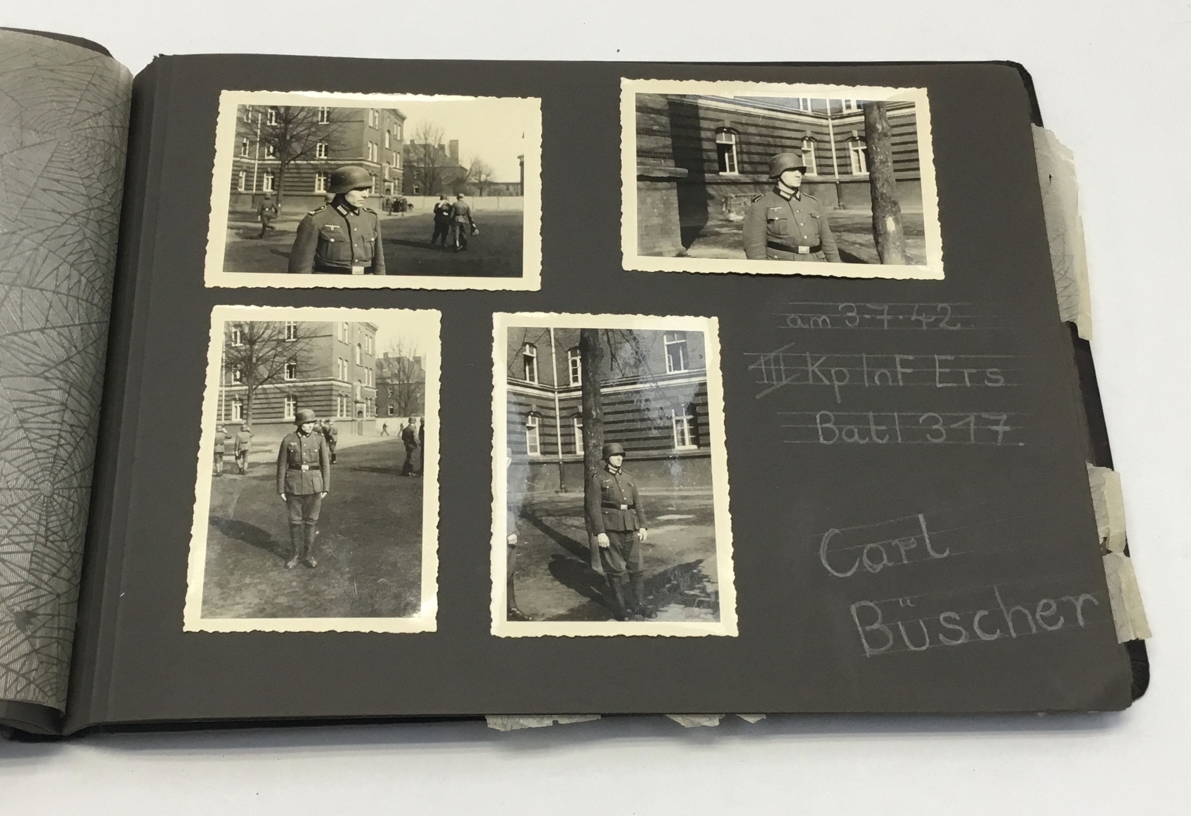 An interesting, and likely quite scarce, WW2 German propaganda photograph album, taken in occupied - Image 10 of 11