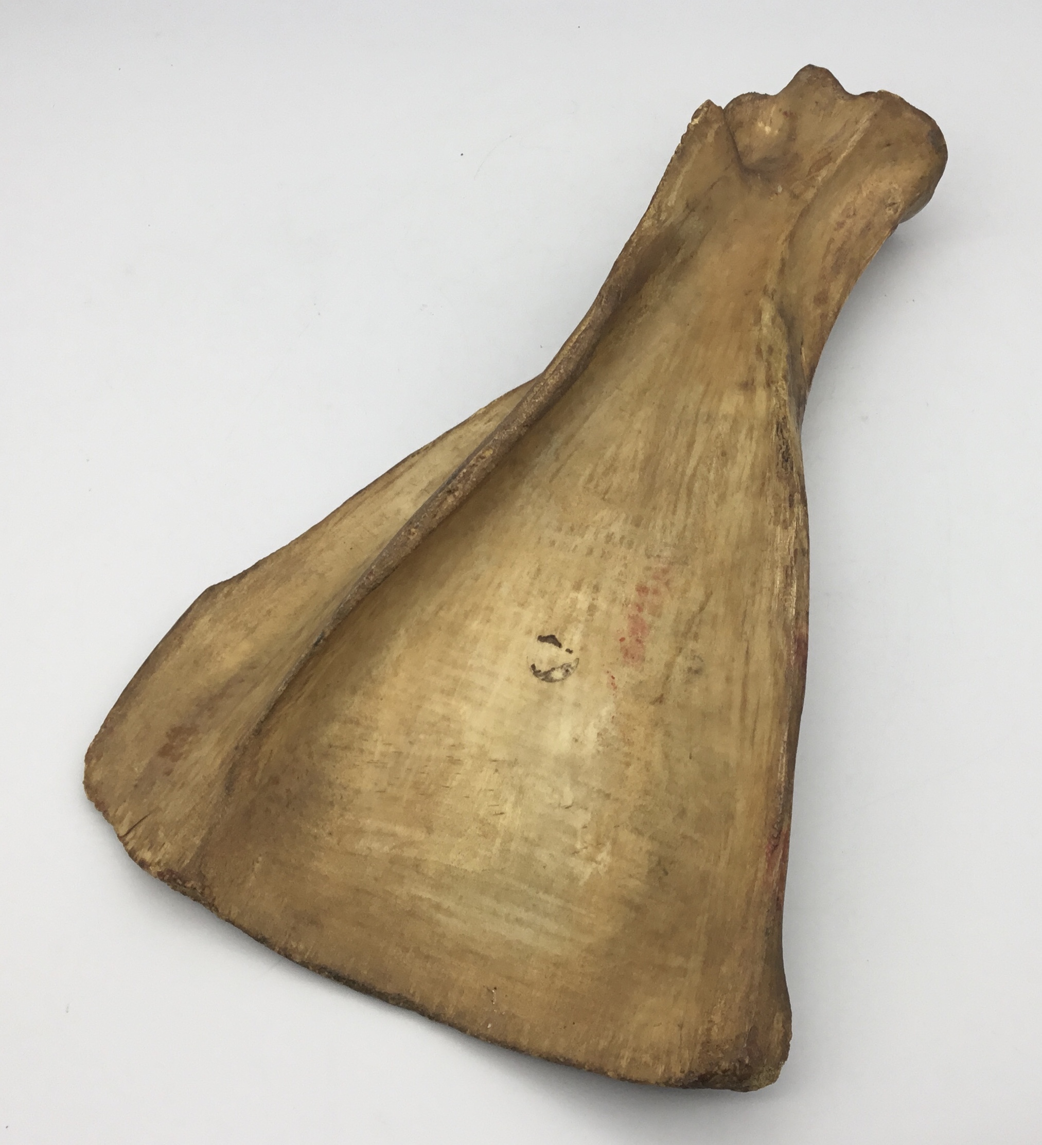 An unusual and interesting WW1 era painted Prisoner of War work bone, dated 1914. Believed to be a - Bild 4 aus 5