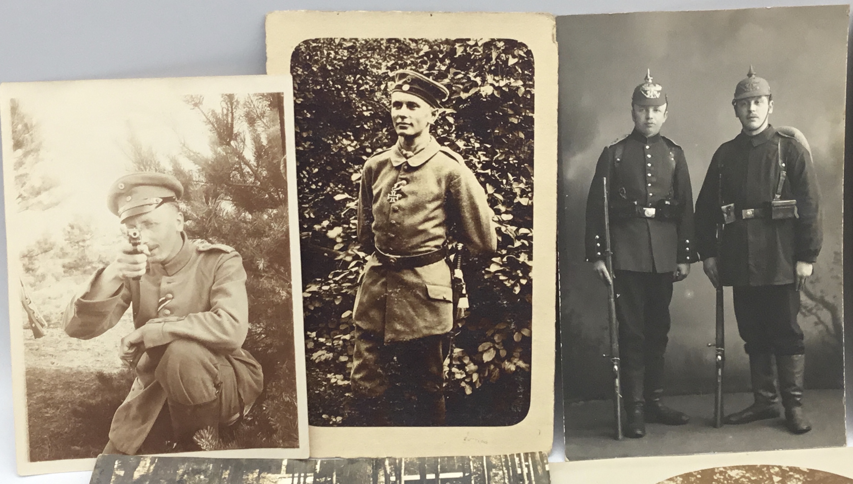 A good selection of WW1 German military postcards. To include: group shots and individual - Image 2 of 5