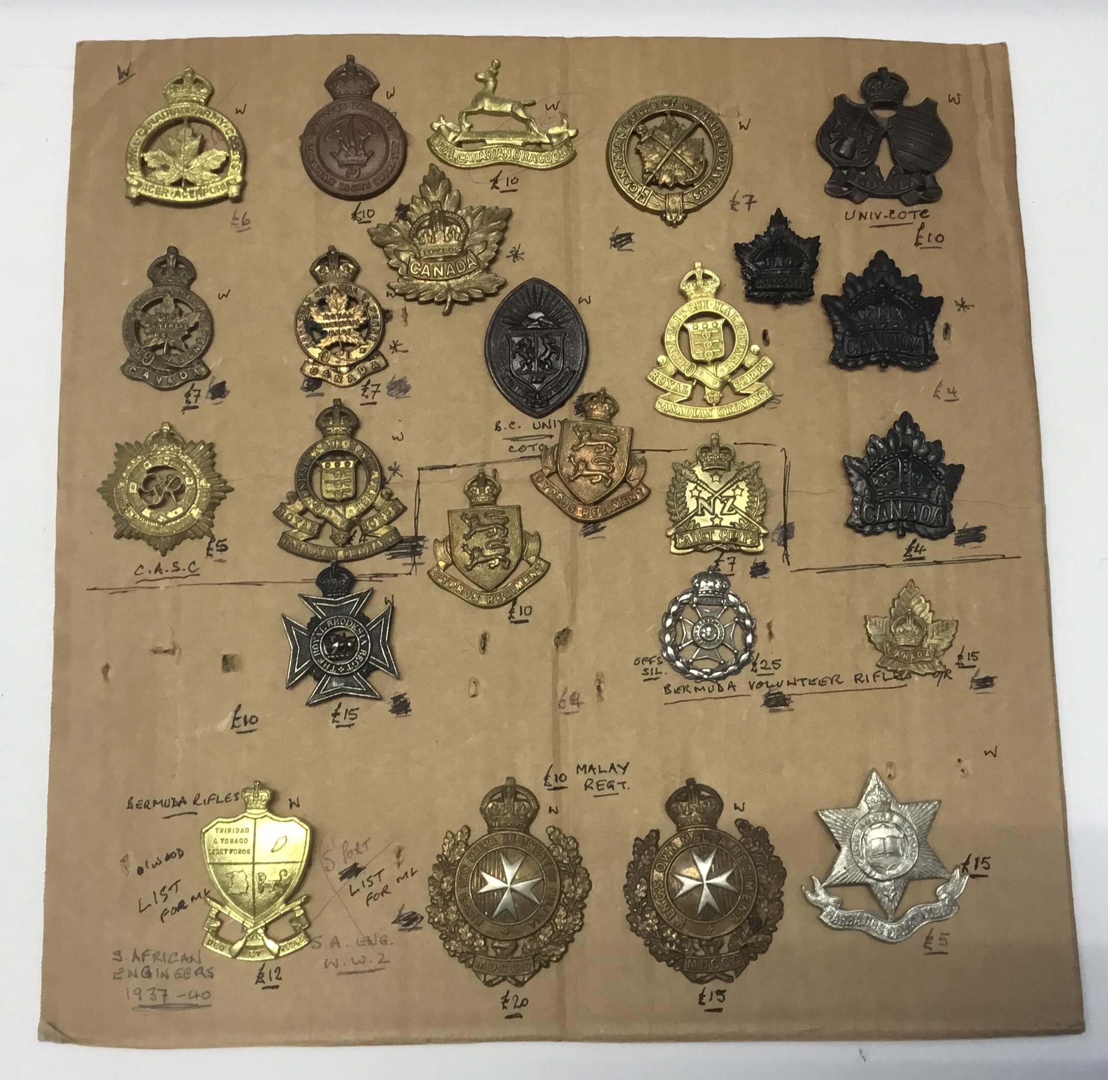 A selection of British military cap badges, and collar badges. Comprising of volunteer battalions, - Image 2 of 5