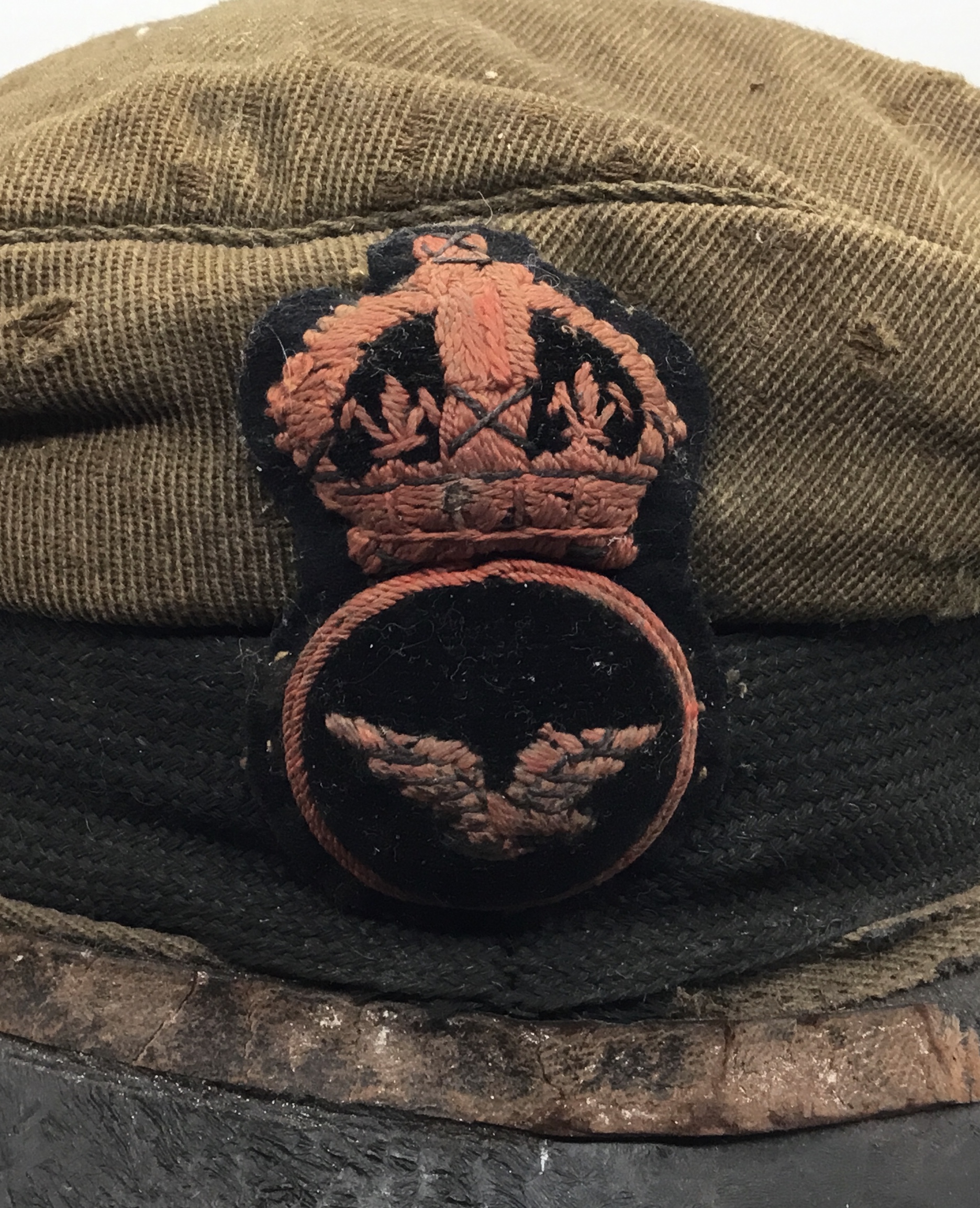 A rare WW1 era RFC / RAF other rank’s khaki peaked cap, including the seldom seen first pattern - Bild 4 aus 18