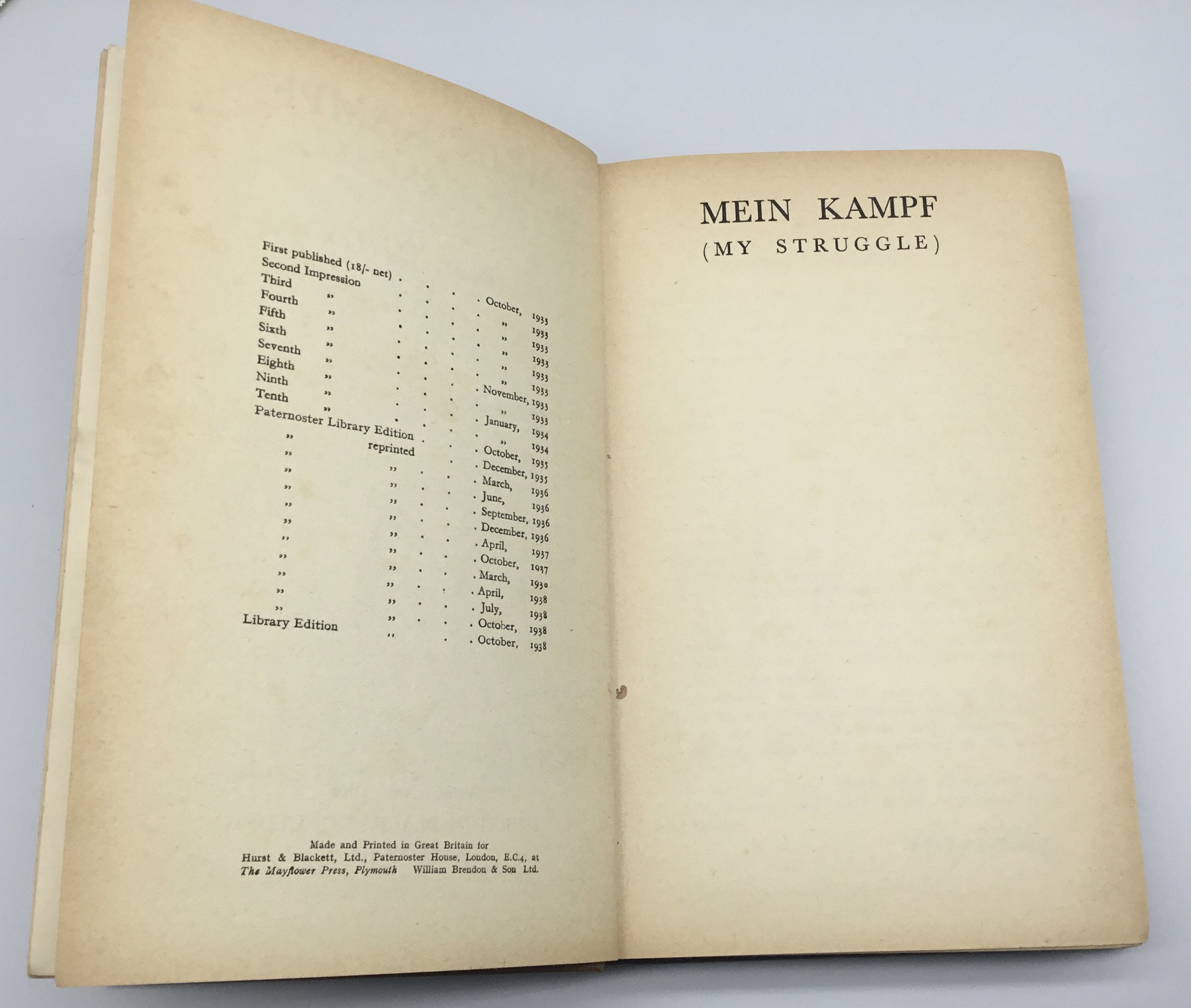 A selection of WW1 and WW2 related German items. A 1938 English edition of Mein Kampf (My Struggle), - Image 6 of 9