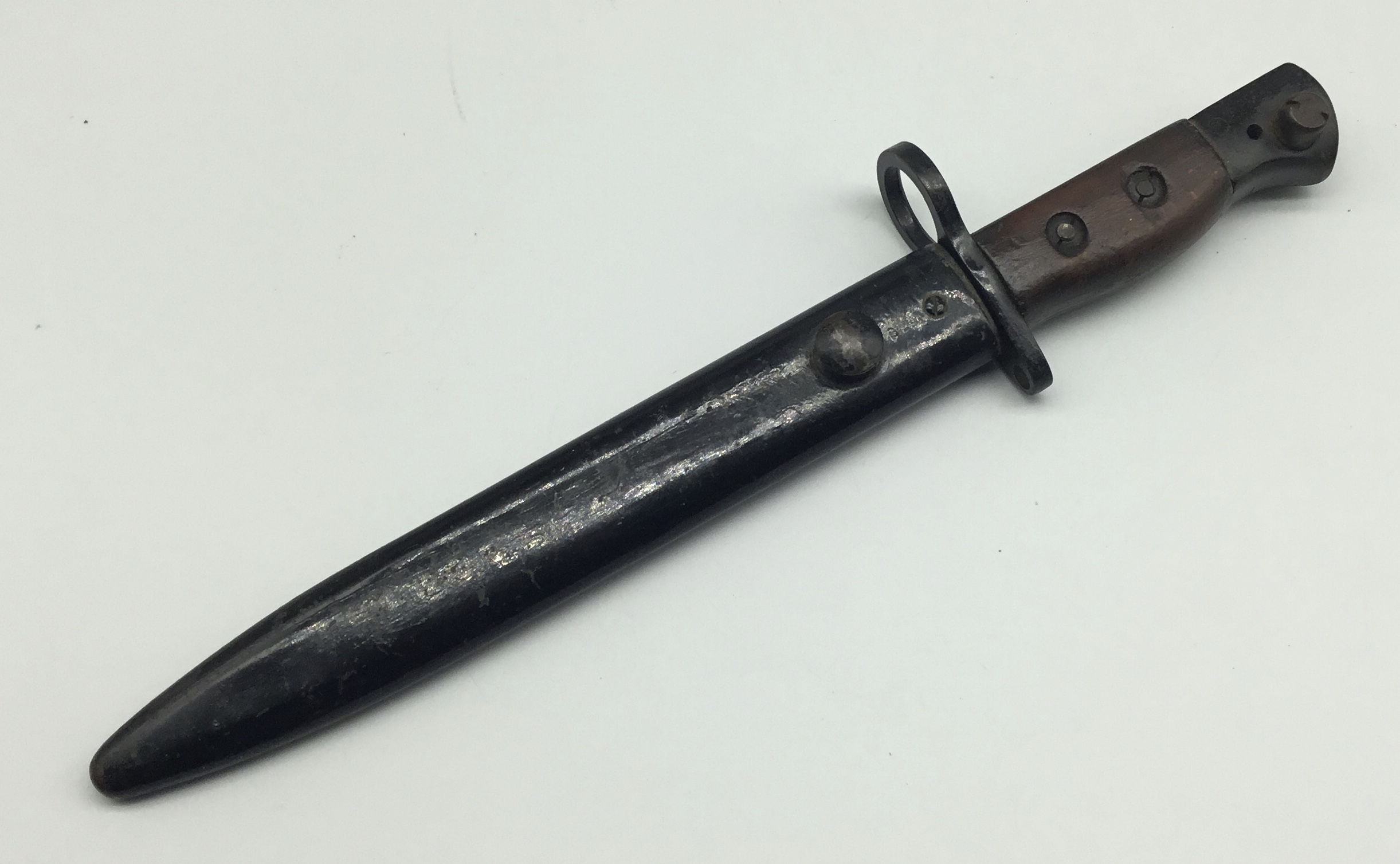 British No.5 MK1 Jungle Carbine bayonet, by the Wilkinson Sword Company. Complete with scabbard. - Image 2 of 6