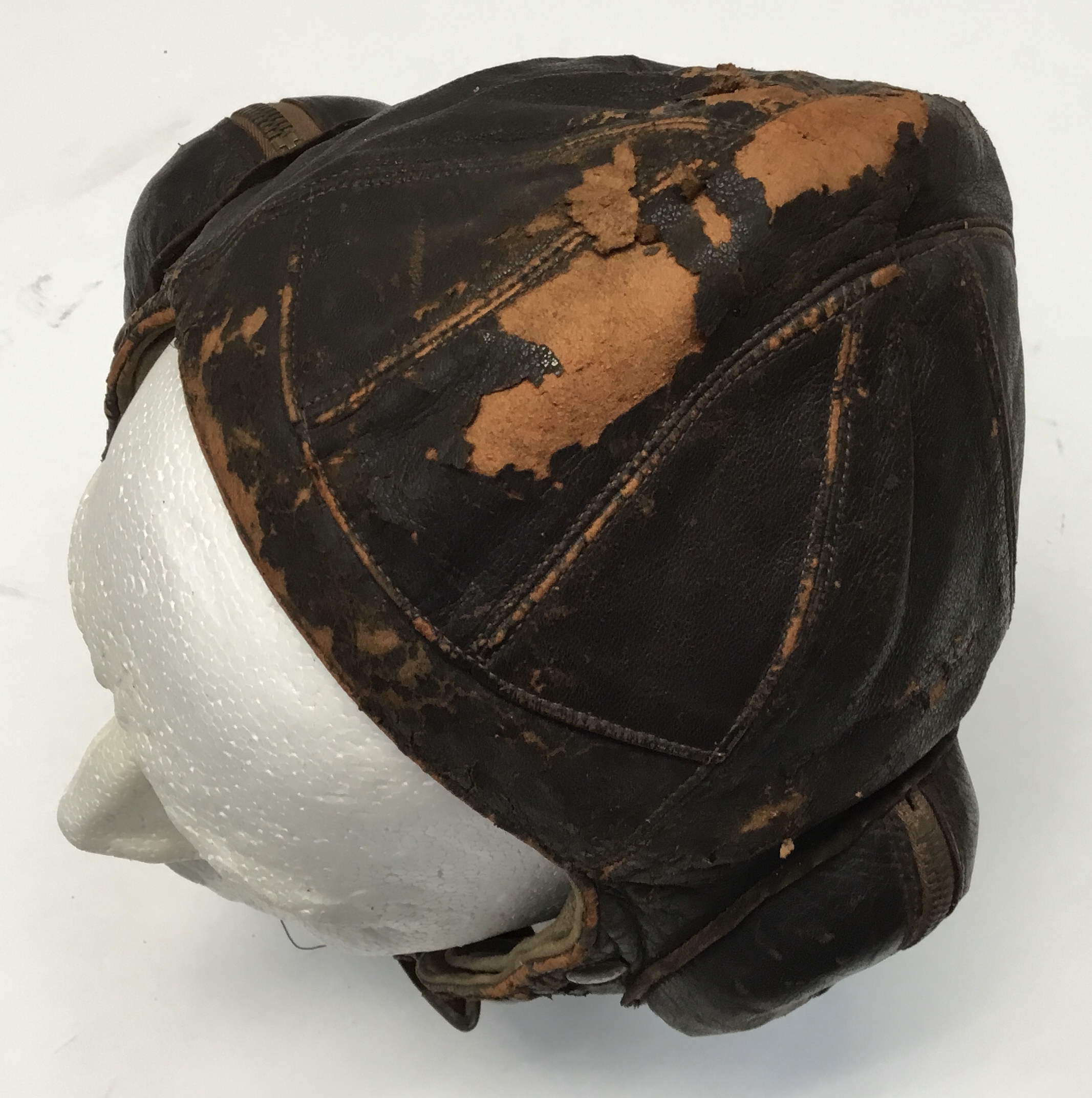 A WW2 era, 1941 dated B Type Royal Air Force leather flying helmet, made by Frank Bryan Limited of - Image 3 of 7