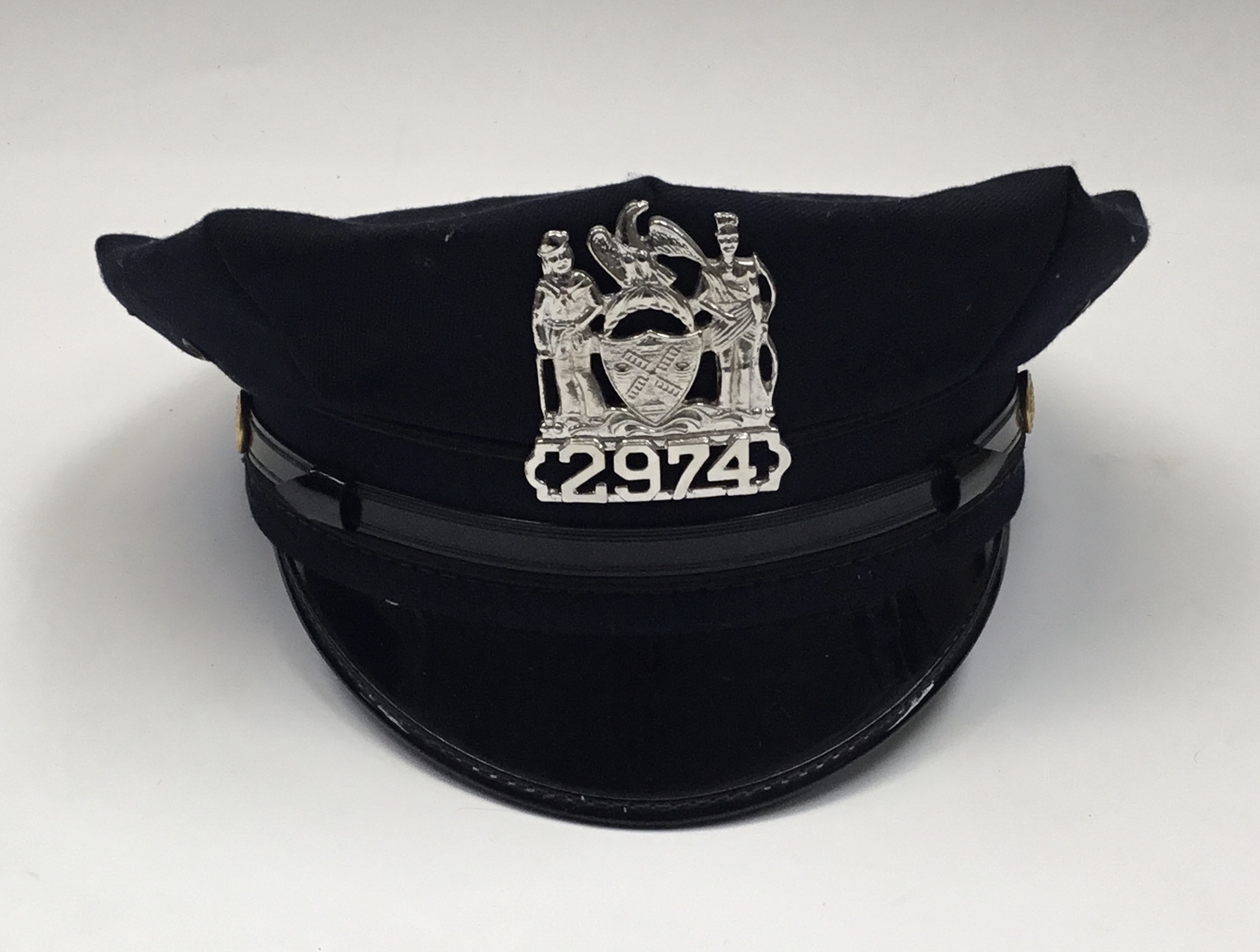 A selection of police and military headwear. To include: an Australian New South Wales Police bush - Image 3 of 6