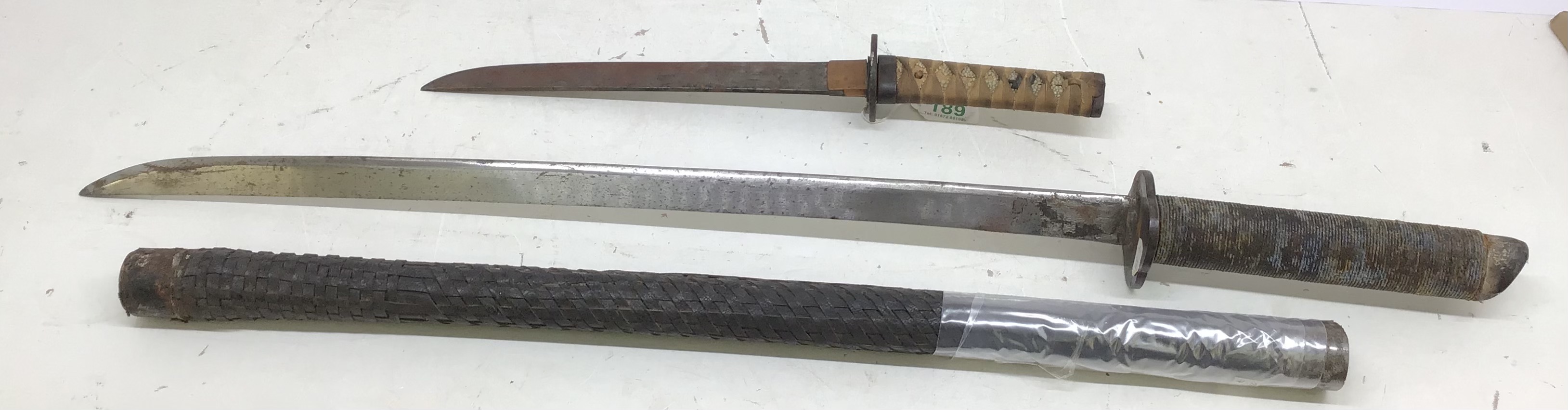 A Japanese Tanto Dagger with Period imitation Katana with heavy metal blade. Tanto Dagger has - Image 2 of 10