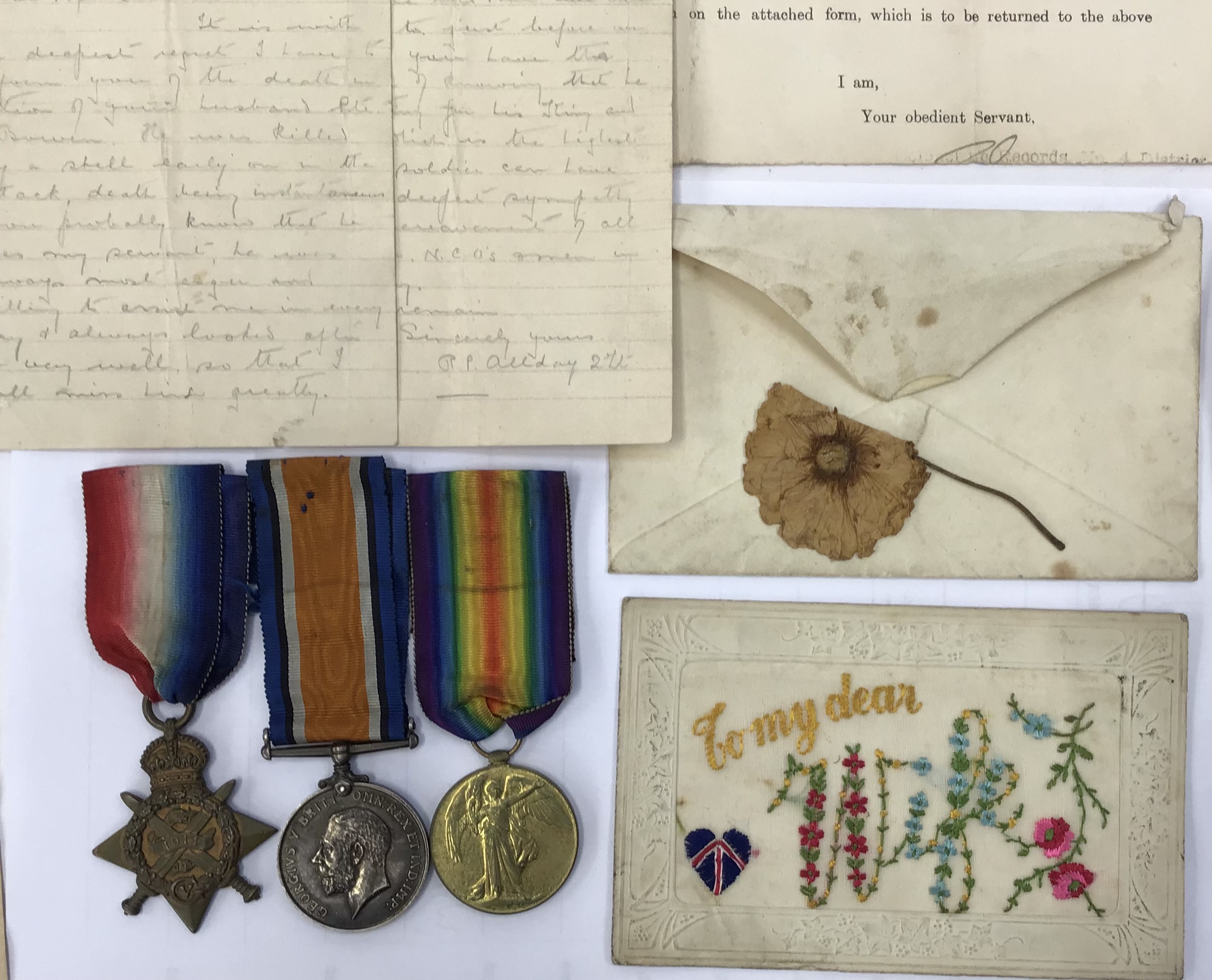 A unique, heartbreaking, and genuine WW1 Poppy from the picked from the Battlefield, with a postcard - Image 2 of 9