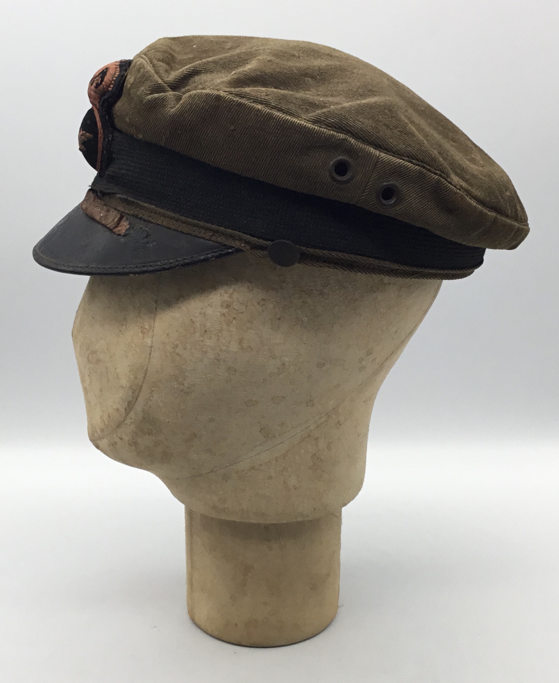 A rare WW1 era RFC / RAF other rank’s khaki peaked cap, including the seldom seen first pattern - Image 5 of 18