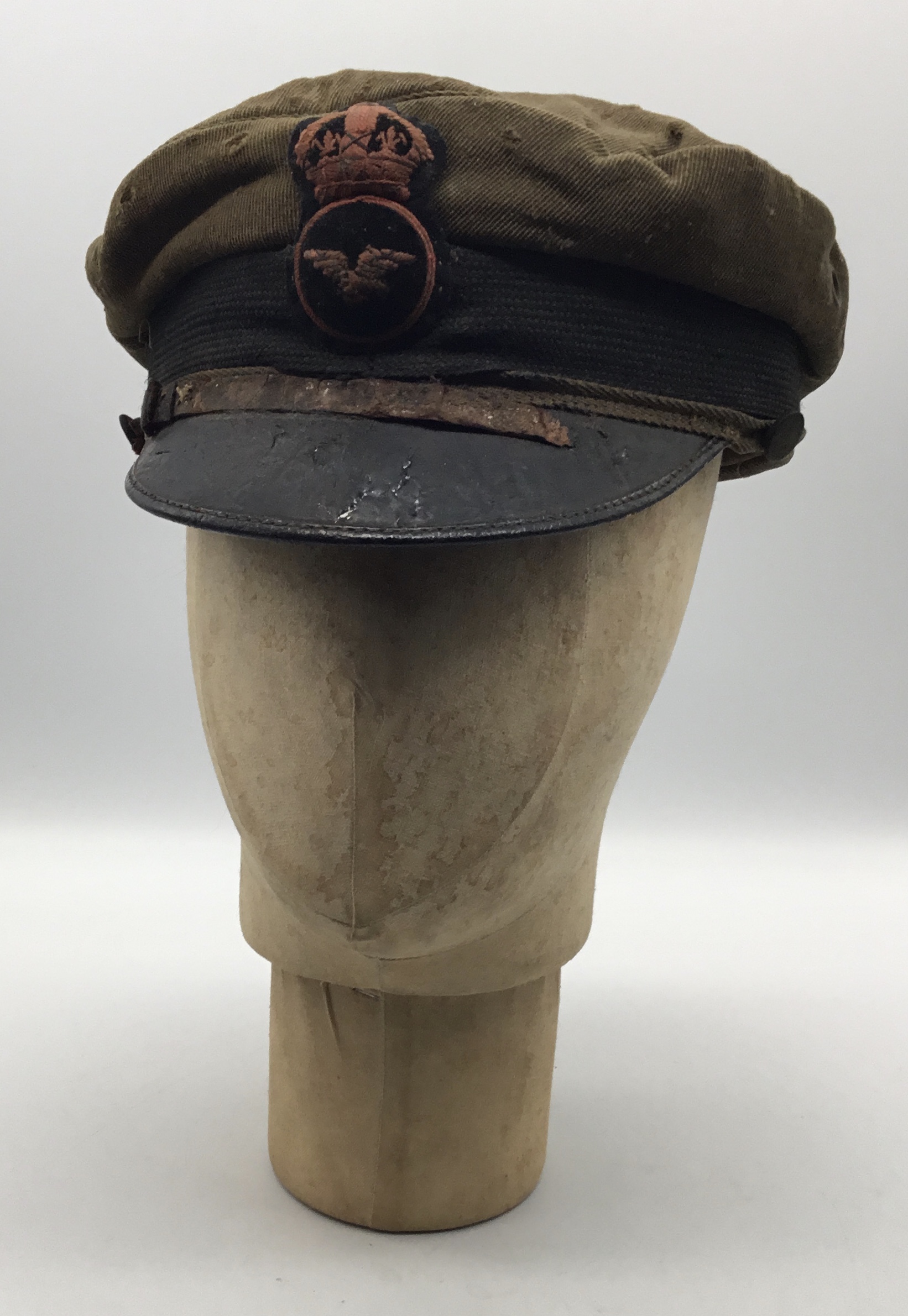 A rare WW1 era RFC / RAF other rank’s khaki peaked cap, including the seldom seen first pattern - Image 2 of 18