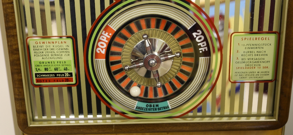 Gunter Wulfe Duo-Mat 1956 Roulette Machine. This wall mounted Roulette was made in Berlin, West - Image 4 of 8