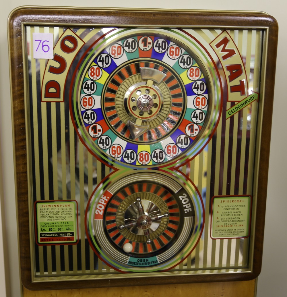 Gunter Wulfe Duo-Mat 1956 Roulette Machine. This wall mounted Roulette was made in Berlin, West - Image 2 of 8