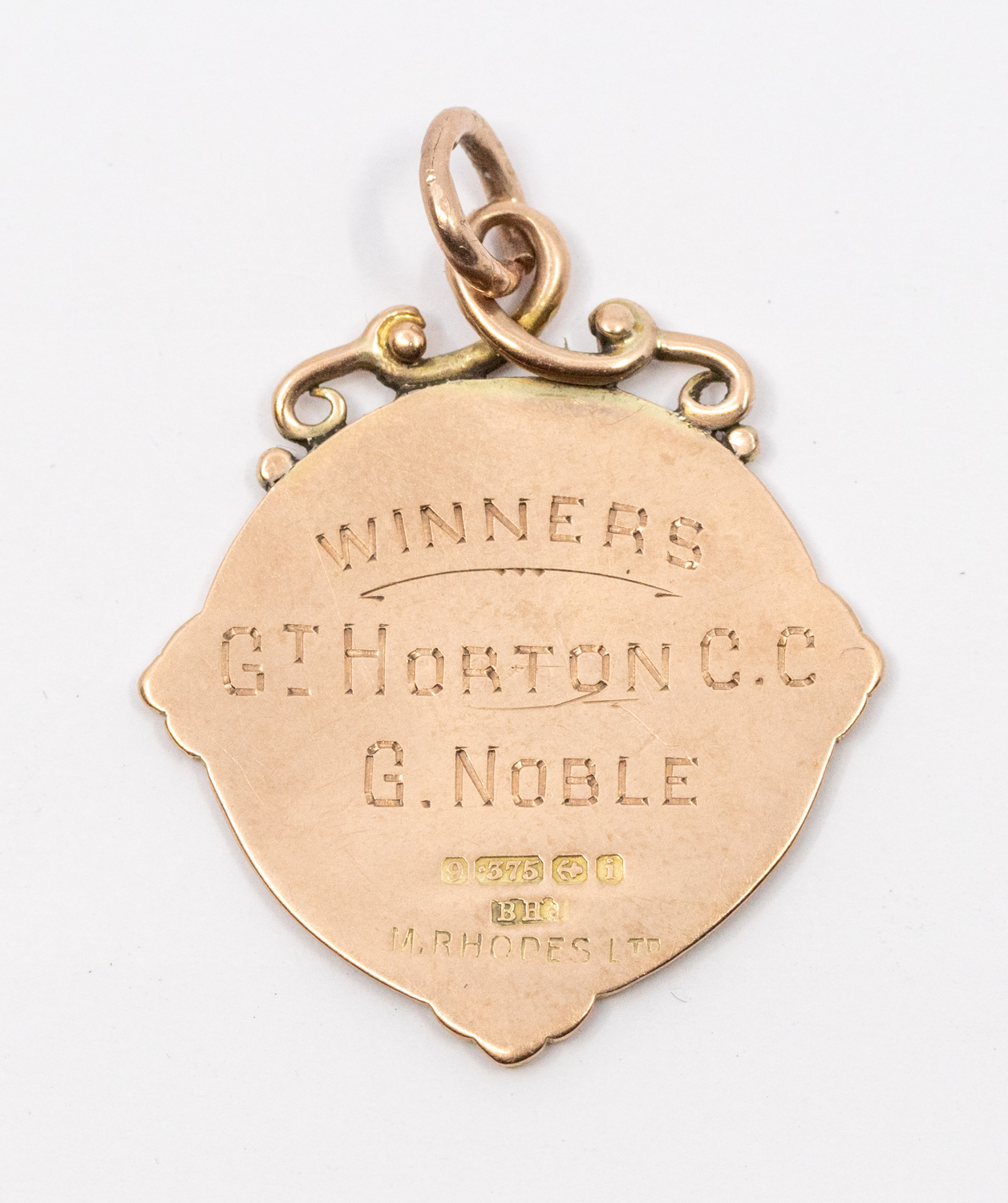 A 9ct gold and enamelled Bradford Cricket League 1908 medal, engraved to the reverse 'Winners Gt - Bild 2 aus 2