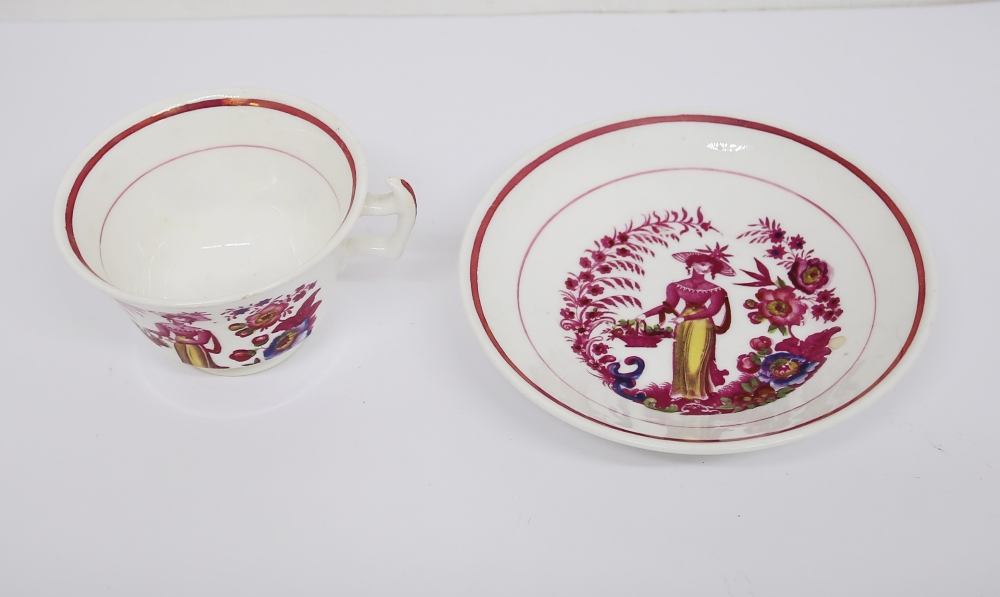 A small collection of 19th century pink lustre tea cups and saucers, teapot, milk jug and slop bowl. - Bild 6 aus 11