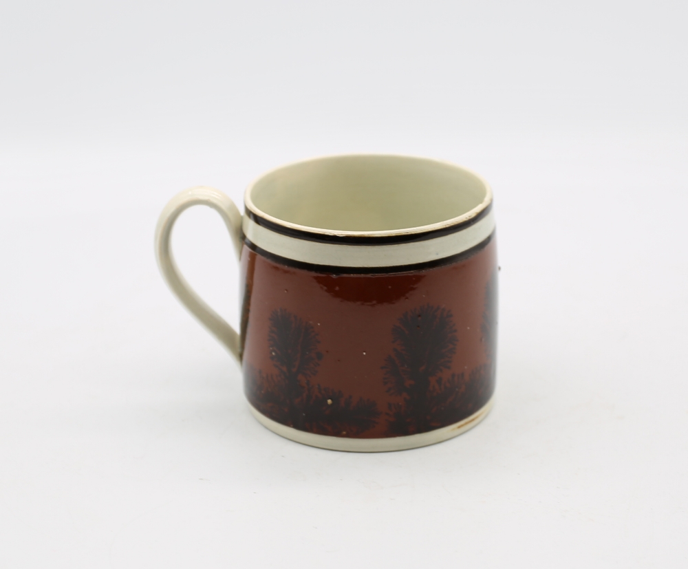 A creamware Mocha mug, dark terracotta ground with back feathered trees and black bands  Circa - Image 3 of 9