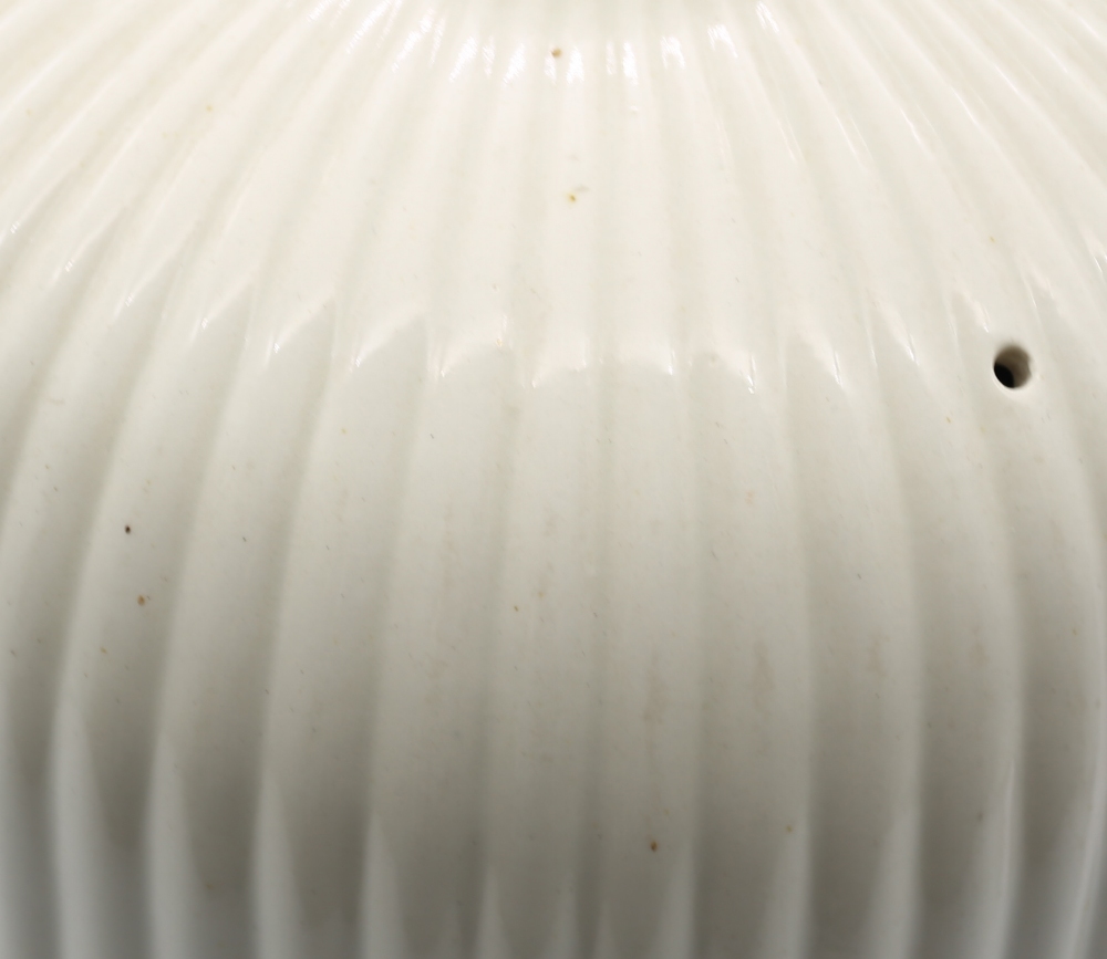 A Copeland ironstone creamware ribbed body cheese dome and base,  Circa 19th century. Impressed - Image 5 of 5