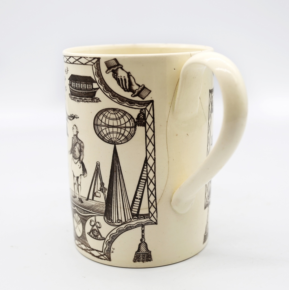 A small Leeds creamware mug with Masonic engravings.  Circa 1780-1800. Size 9.5cm high  Condition. - Bild 7 aus 14