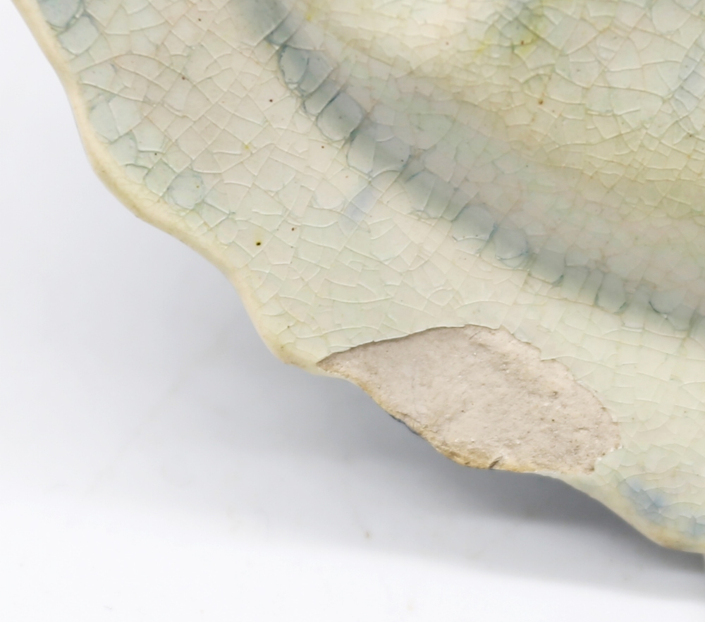 A pearlware ‘Toy’ oval platter with a rabbit moulded in the centre with a blue feather moulded - Image 8 of 8