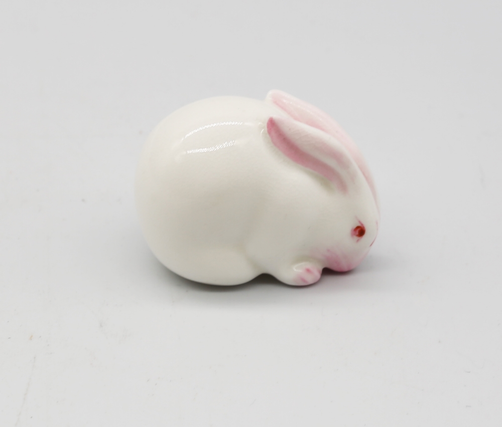 A Royal Worcester netsuke modelled as a white Rabbit, circa 1913, with green stamp underneath, - Image 2 of 3