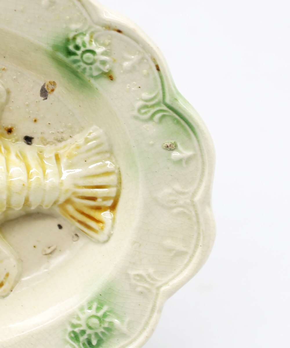 A creamware ‘Toy’ oval platter with a lobster moulded to the centre and a moulded border with - Image 4 of 7