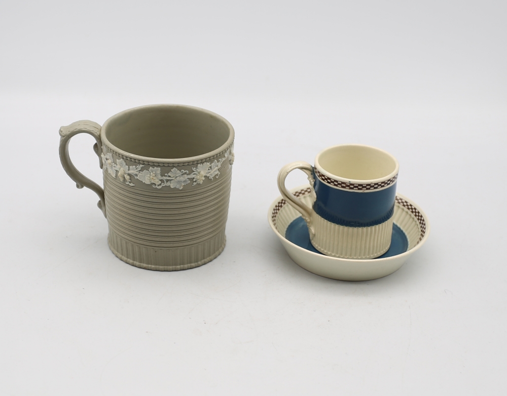 A Drabware sprigged mug, grey ground with grape and vine sprigging, along with a Mocha ware coffee - Image 3 of 6