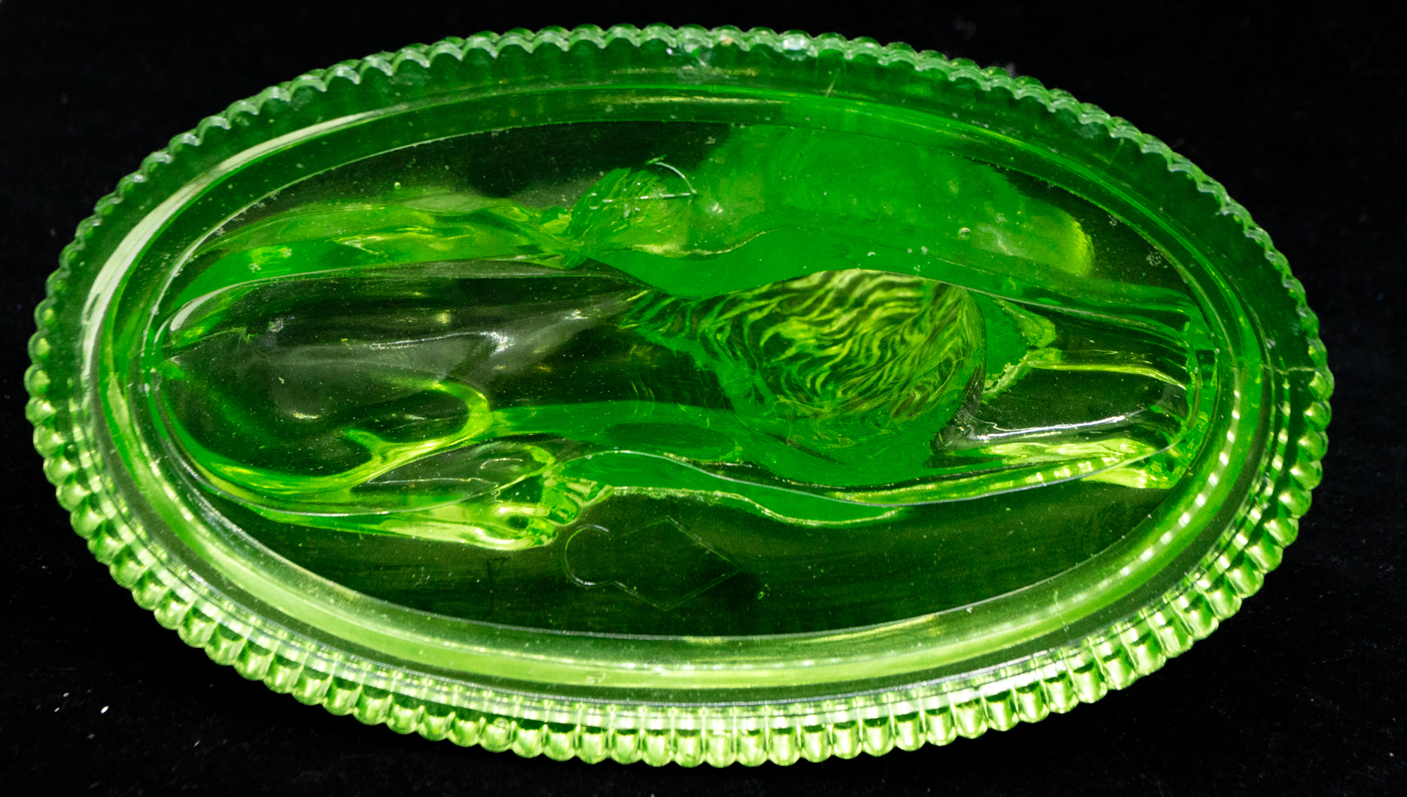 Three French 19th Century barber bottles, glass hand holding bottle, clear and frosted along with - Bild 4 aus 5