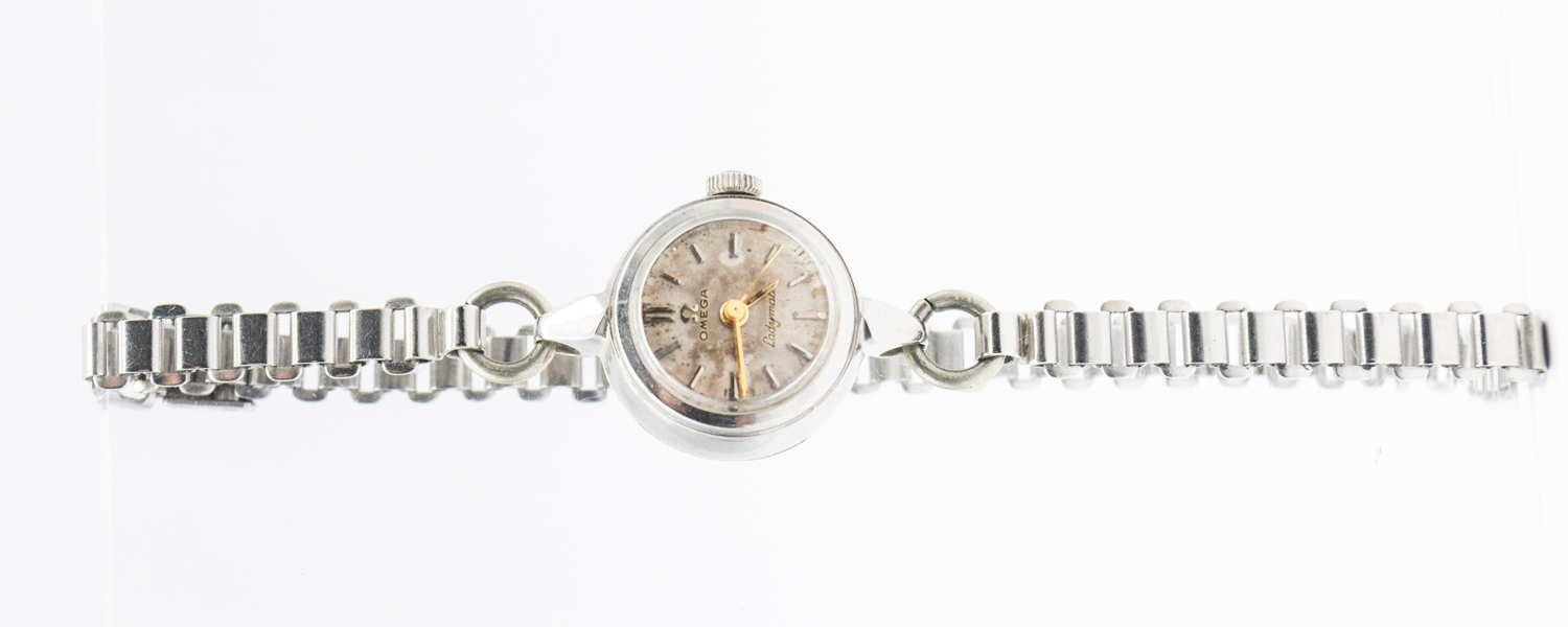 Omega a vintage Ladymatic steel cased wristwatch, with signed round silvered dial, applied baton - Image 4 of 4