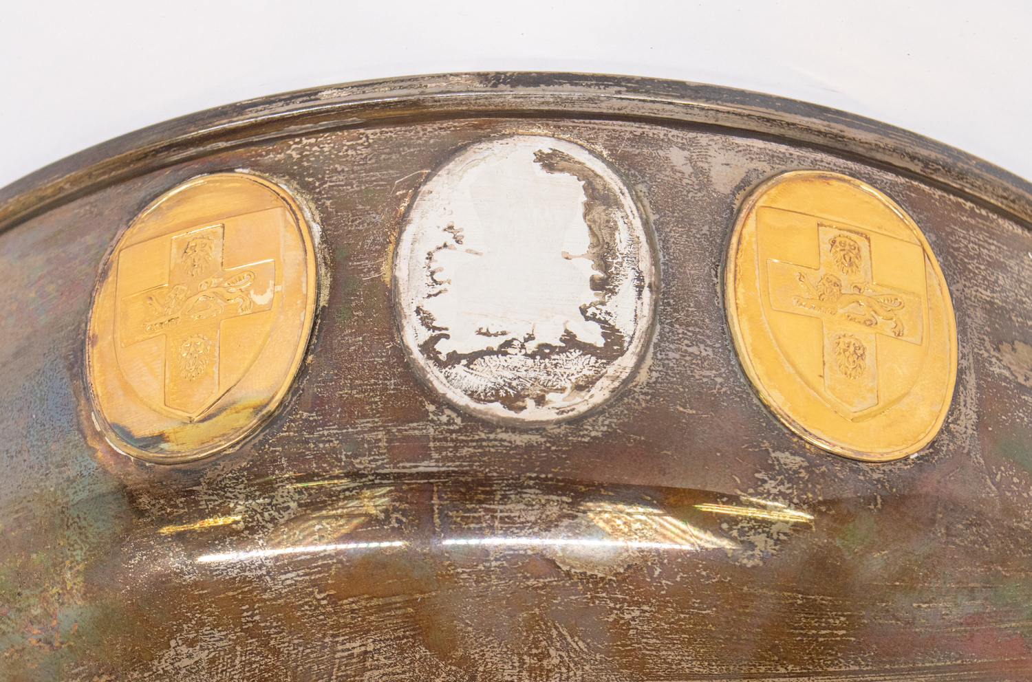 Football League: A hallmarked solid silver, Queen's Silver Jubilee 1977, Football League - Image 4 of 7