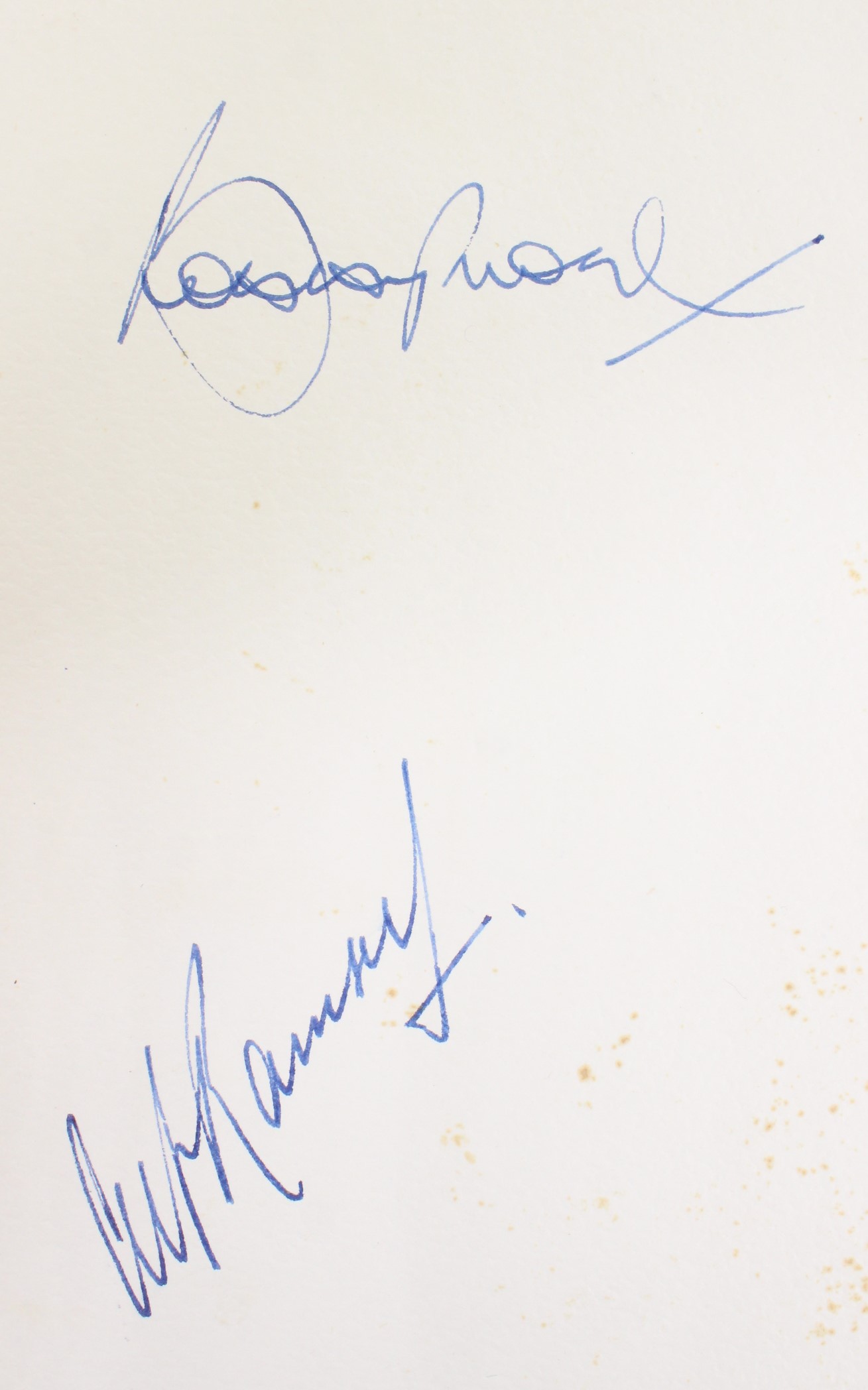 Football: A signed Anglo-American Sporting Club Menu, 17th October 1966, signed by both Bobby Moor - Bild 2 aus 3