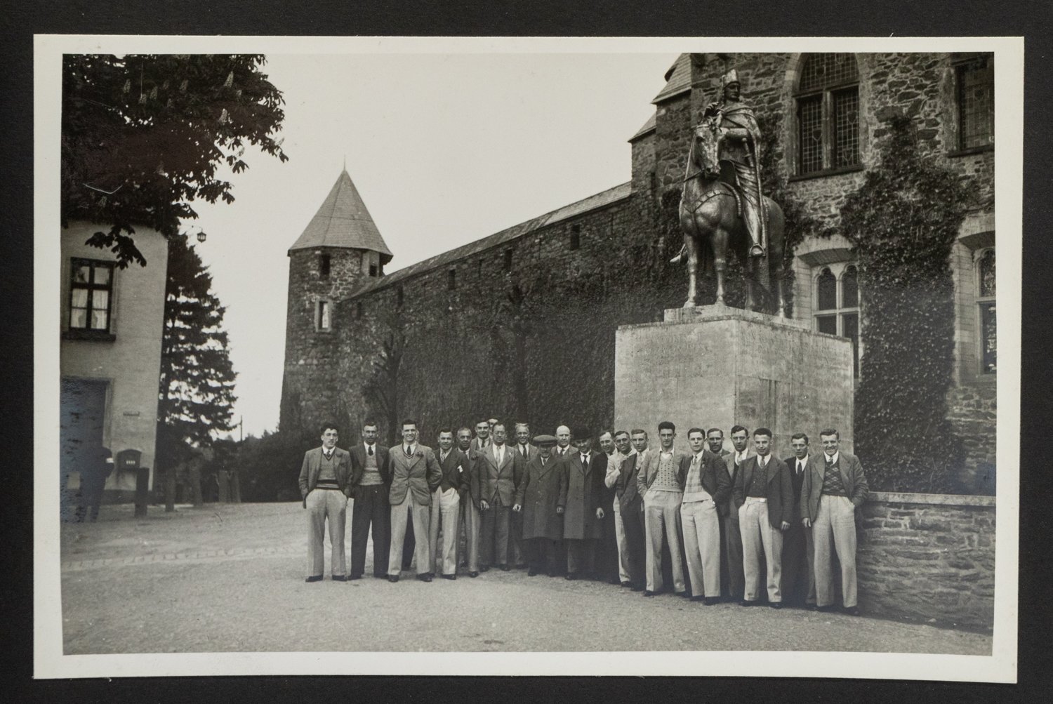 Derby County: A photograph album covering Derby County's visit to play in Nazi Germany in a pre- - Image 6 of 7