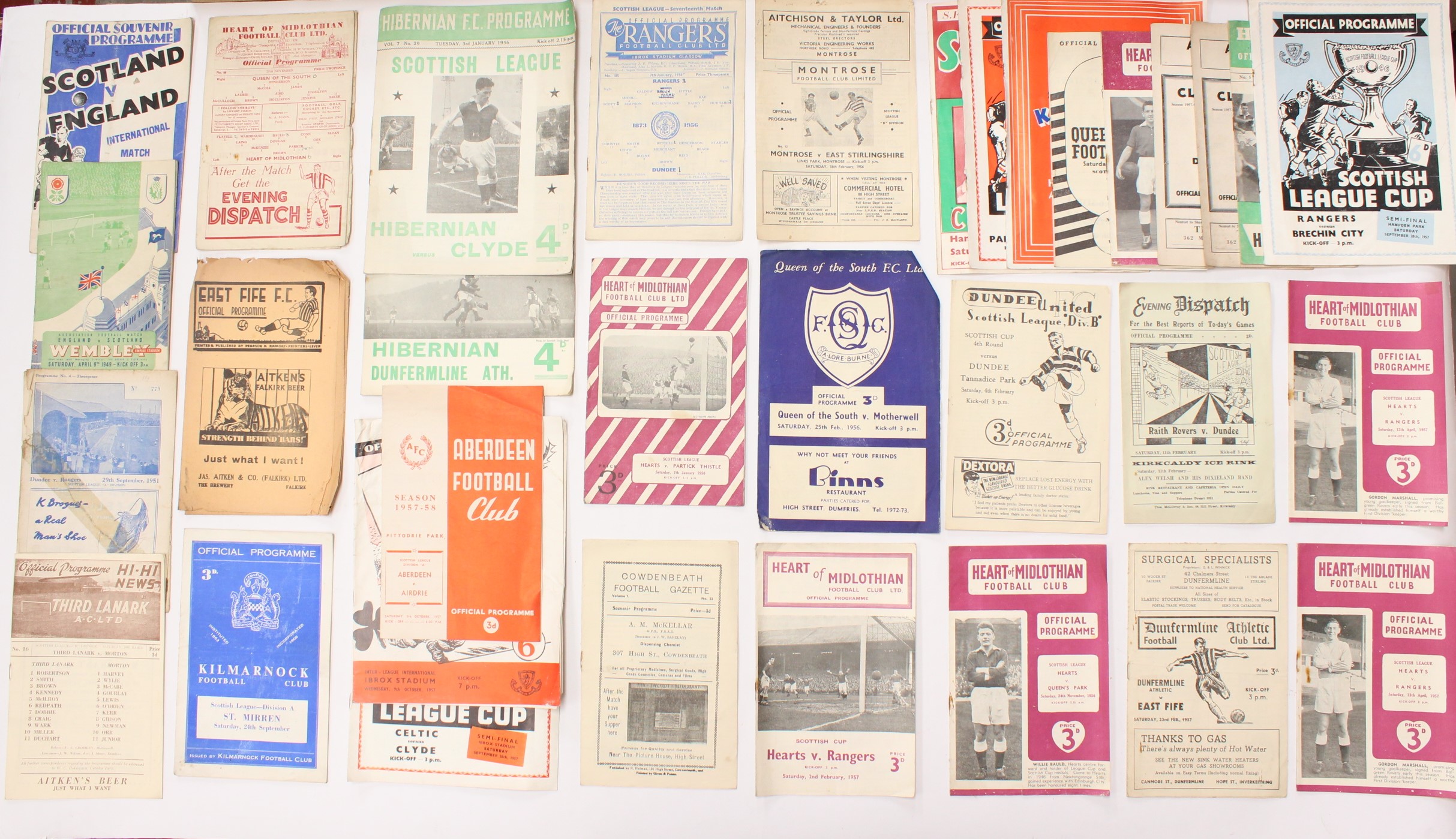 Scottish: A collection of assorted Scottish football programmes, the earliest dated 1948 to 1957.