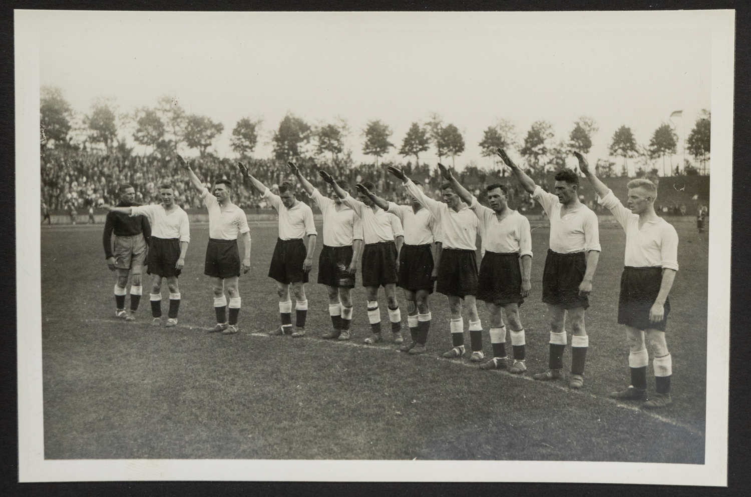 Derby County: A photograph album covering Derby County's visit to play in Nazi Germany in a pre- - Image 4 of 7