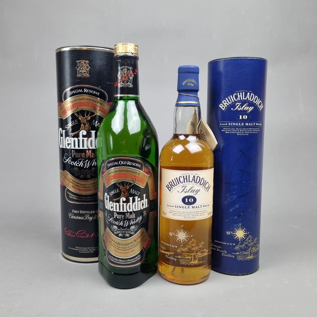 2 Bottles of Single Malt Whisky to include: Bruichladdich 10 Year Old 1990's Glenfiddich Special