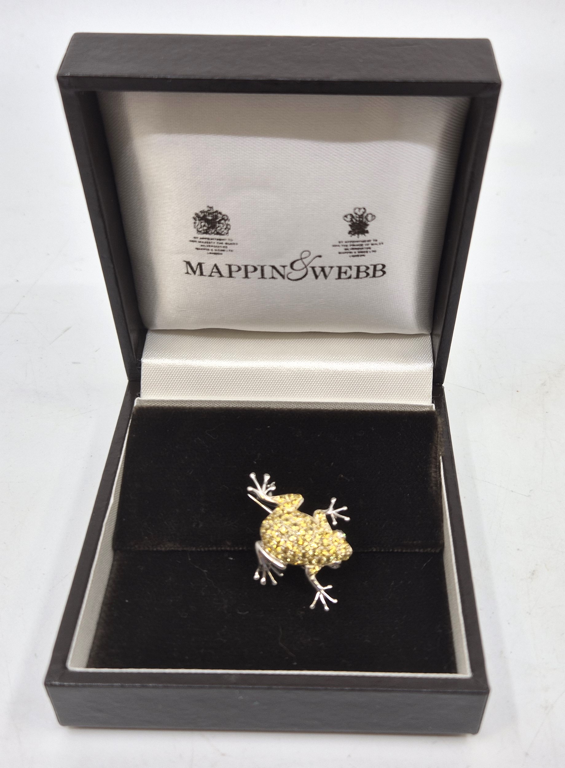 A Mappin & Webb retailed 18ct. white gold, diamond and yellow topaz frog brooch, the crawling frog - Image 4 of 4