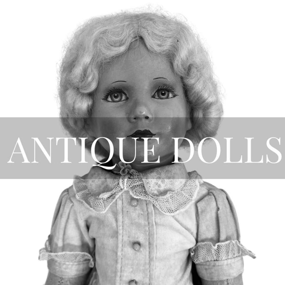 Bishton June Fashion, Textiles, Dolls and Toys