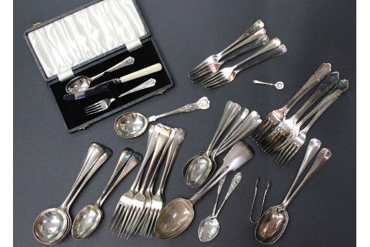 A collection of silver plated wares to include; a stylish 1930s Art Deco part condiment set on stand - Image 12 of 15