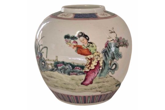 A finely enameled hand painted porcelain ginger jar. Painted in the famille rose pallete with a - Image 3 of 7