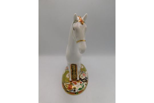 A Royal Crown Derby Limited Edition Racehorse Paperweight, made in an edition of 1500 for - Image 5 of 8